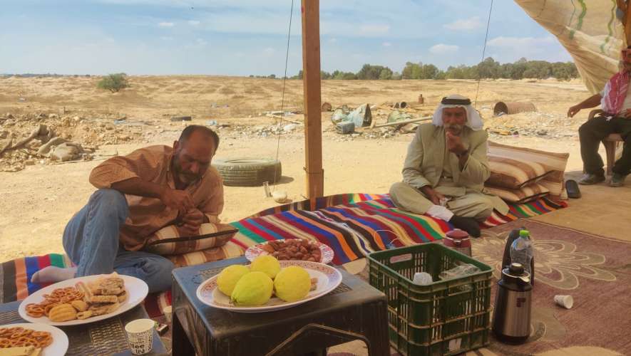 Resumen de la cuarta jornada: la brigada recorre Naqab con compañeras activistas palestinas