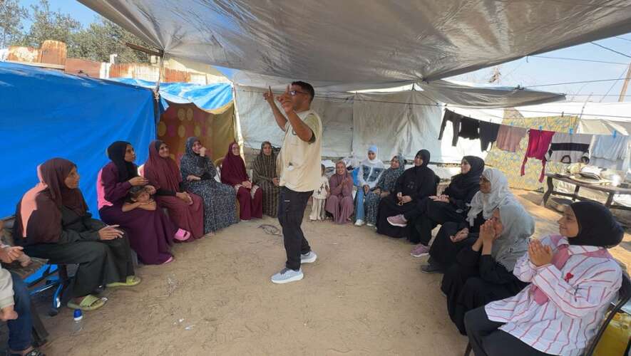 Un espacio de descanso en medio del sufrimiento. Taller de apoyo psicológico para mujeres en el campamento de Abu Mazid